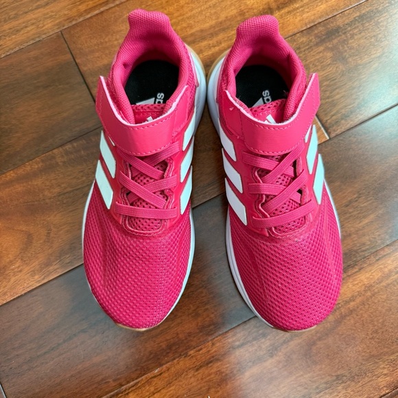 Adidas Kids Sneakers in Bold Pink and White size 11k - Picture 2 of 10